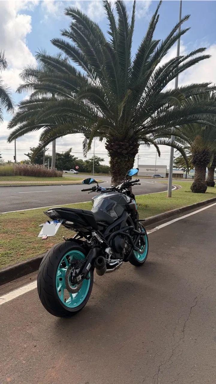 Yamaha MT09 - Foto 3