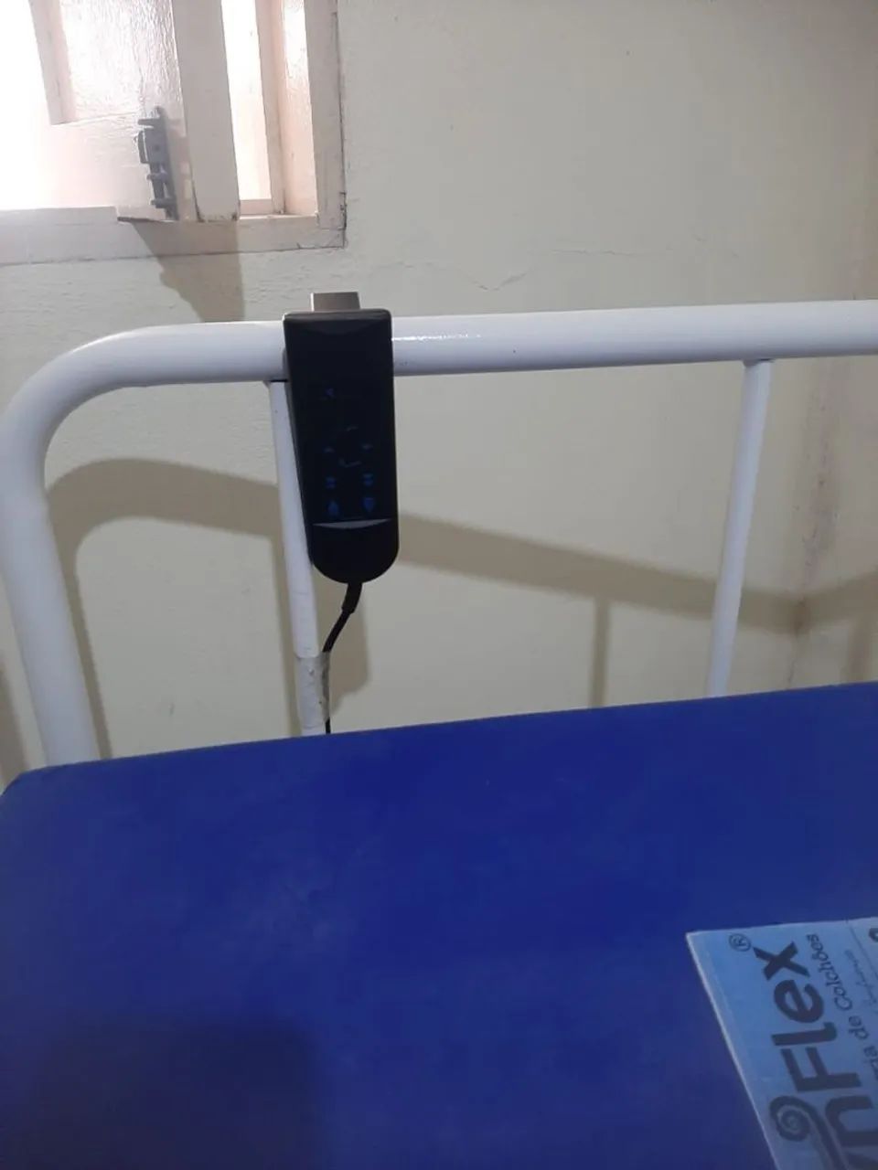 CAMA HOSPITALAR MOTORIZADA  - Foto 4