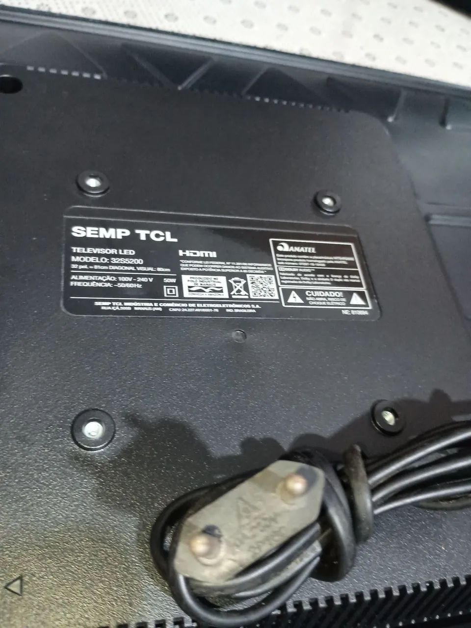 TV SEMP TCL 32P0L.
