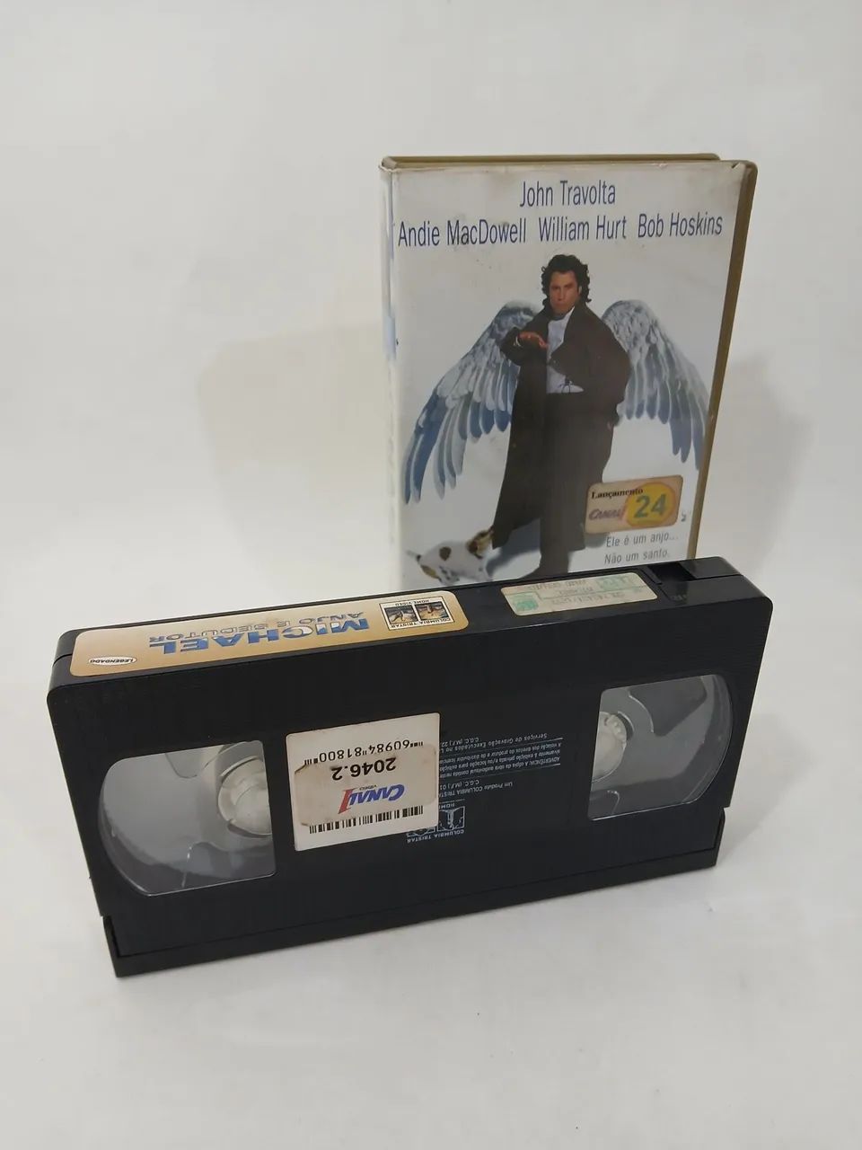 Raro VHS com o filme Michael Anjo e Sedutor com John Travolta  - Foto 2