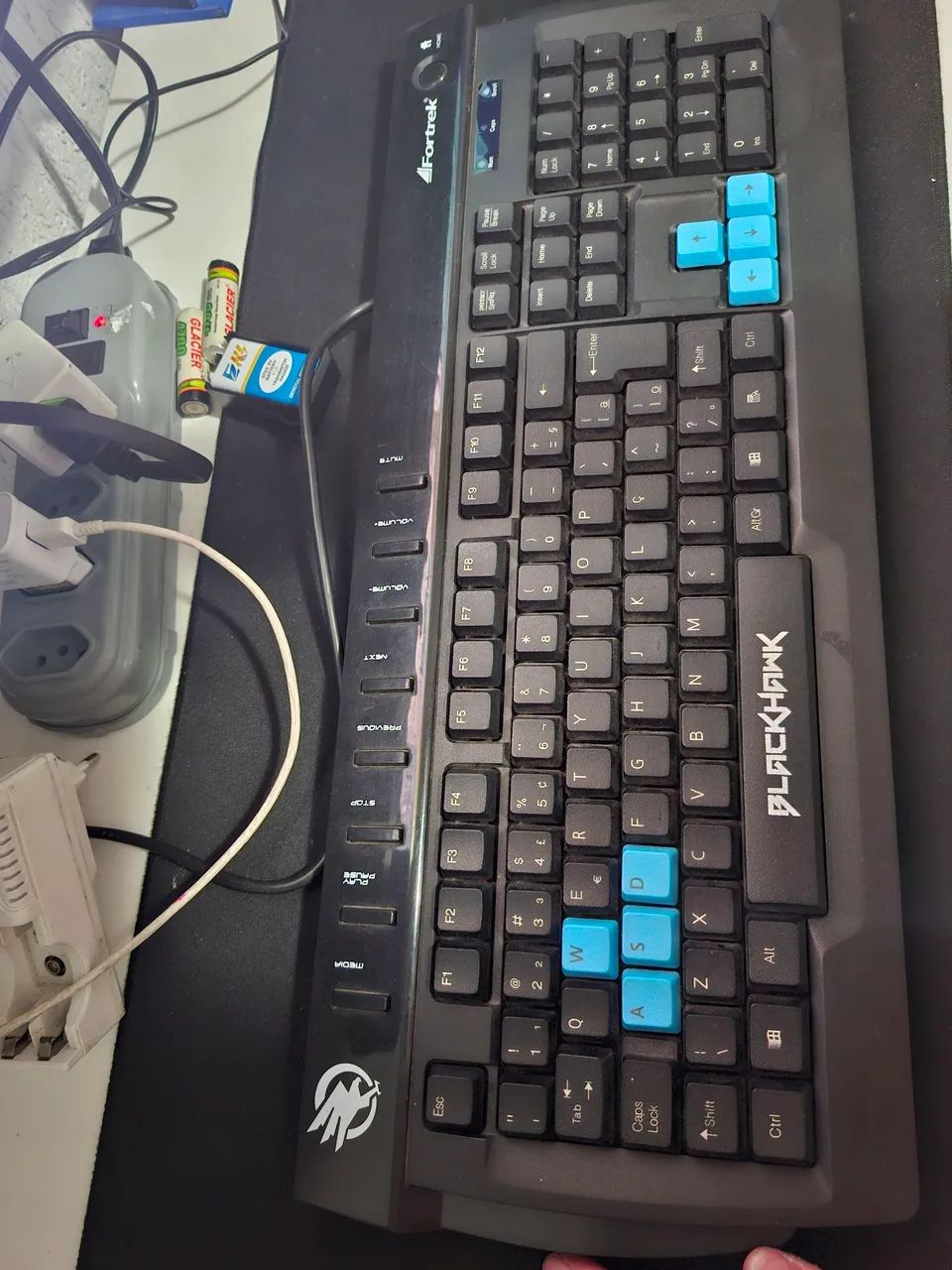 Teclado e mouse com pouco uso - Foto 3
