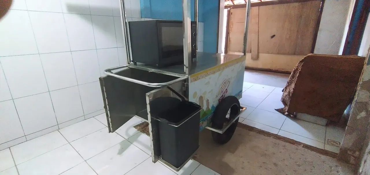 Carrinho Multiuso em Aço Inox , Com Proteção Térmica. - Foto 3