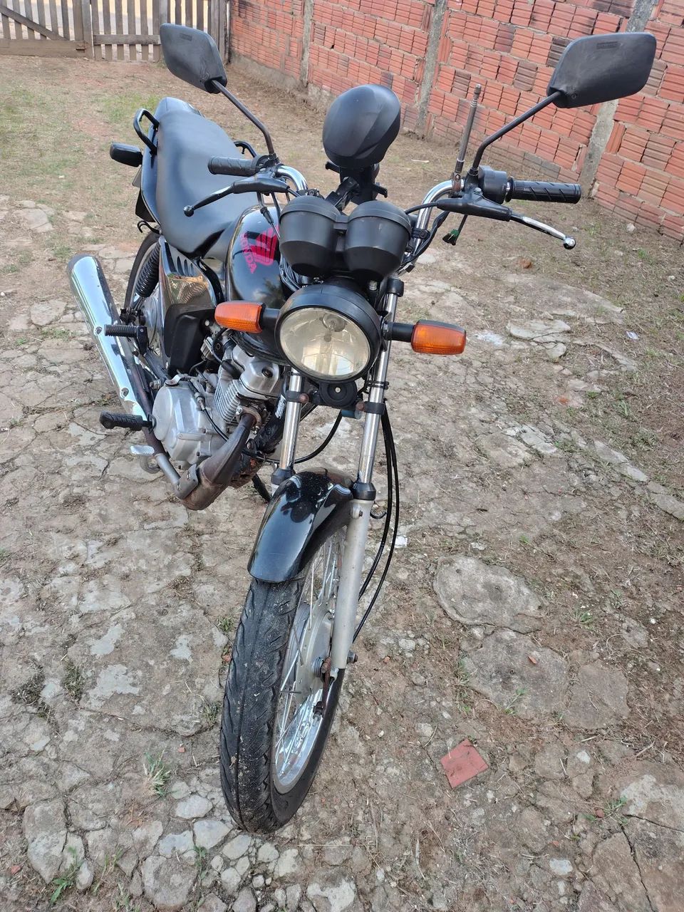 HONDA CG 125 FAN ES 2011/2012 - Foto 2