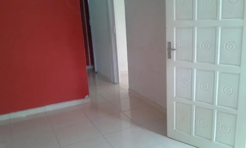 VENDO CASA COM 02 QUARTOS - Foto 4