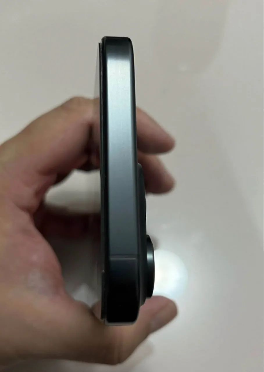 iPhone 16 pro Max 256gb cinza. - Foto 3