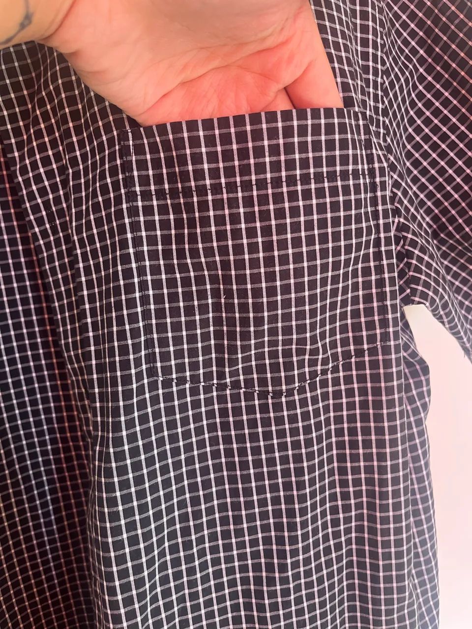 camisa quadriculada manga curta - Foto 3