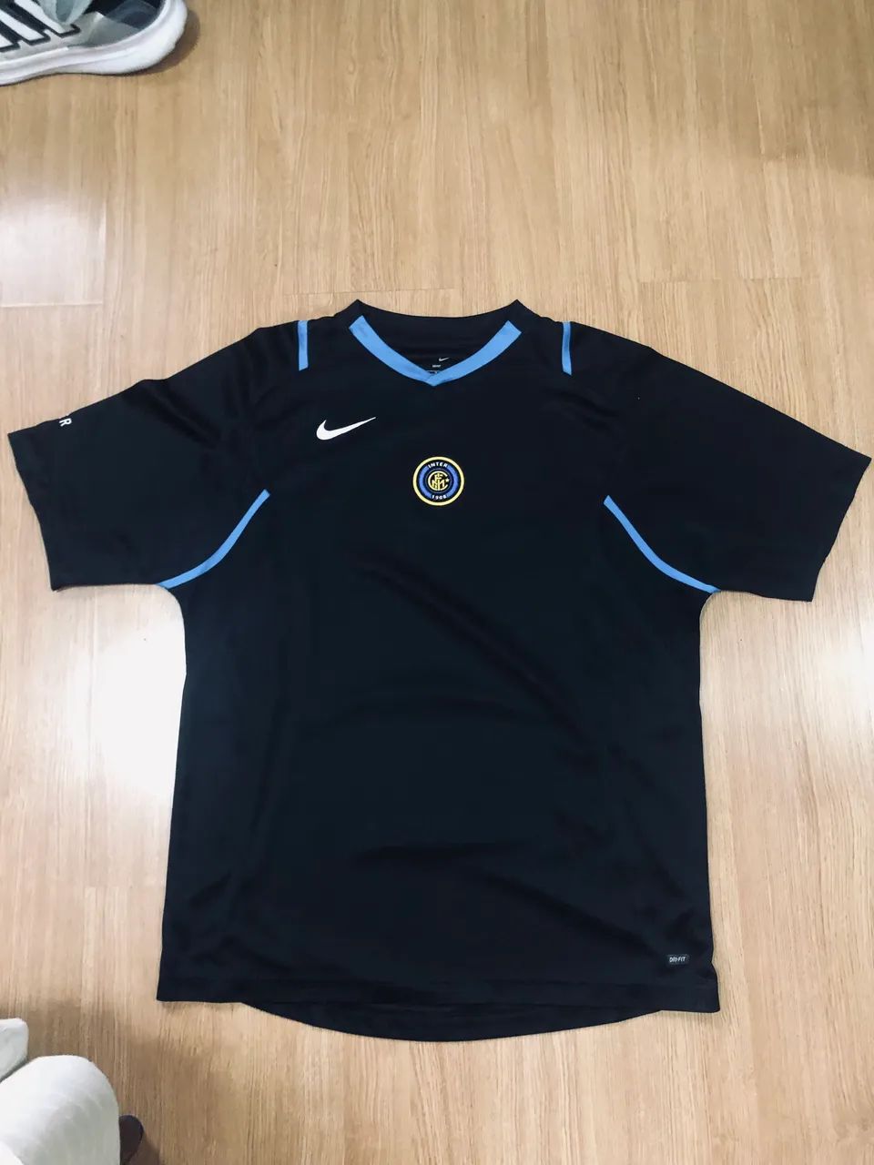 Camisa Inter de Milao de treino do ano 2005