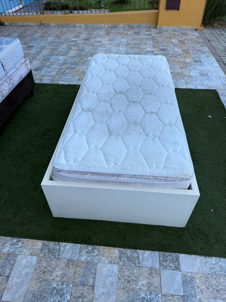 Cama de Solteiro com colchão solteiro Ortobom usado. ENTREGO - Foto 3