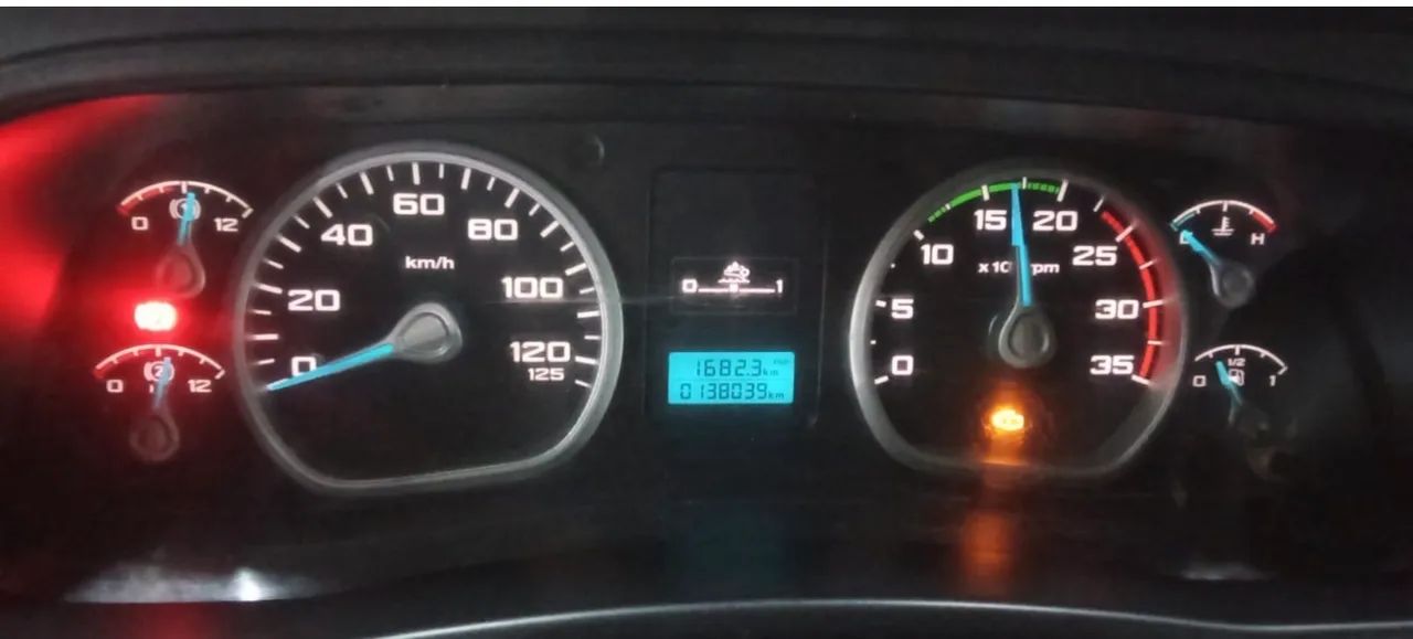 Ford Cargo 816  - Foto 4