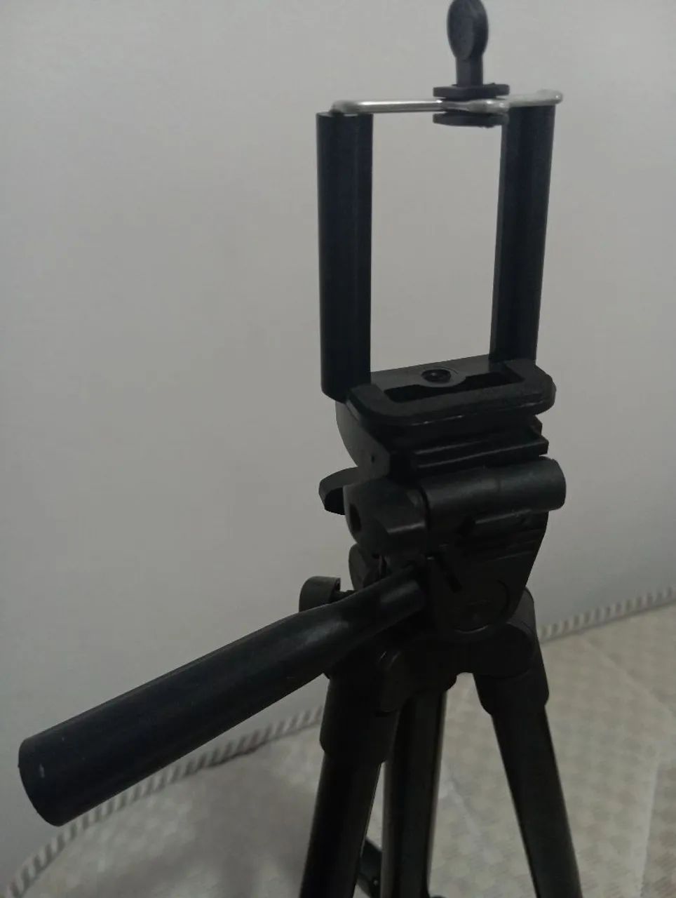 Tripé p/ Celular ou Câmera  - Foto 4