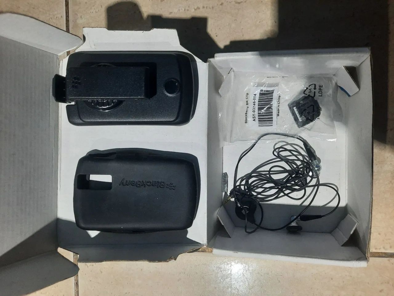BlackBerry Curve 8350i  - Foto 4