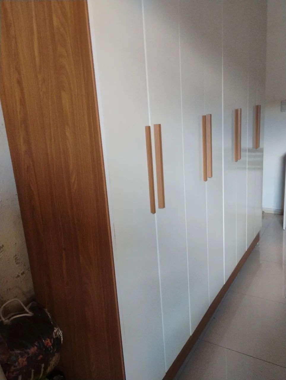 Guarda roupa MDF com 4 portas (preço negociável) - Foto 2