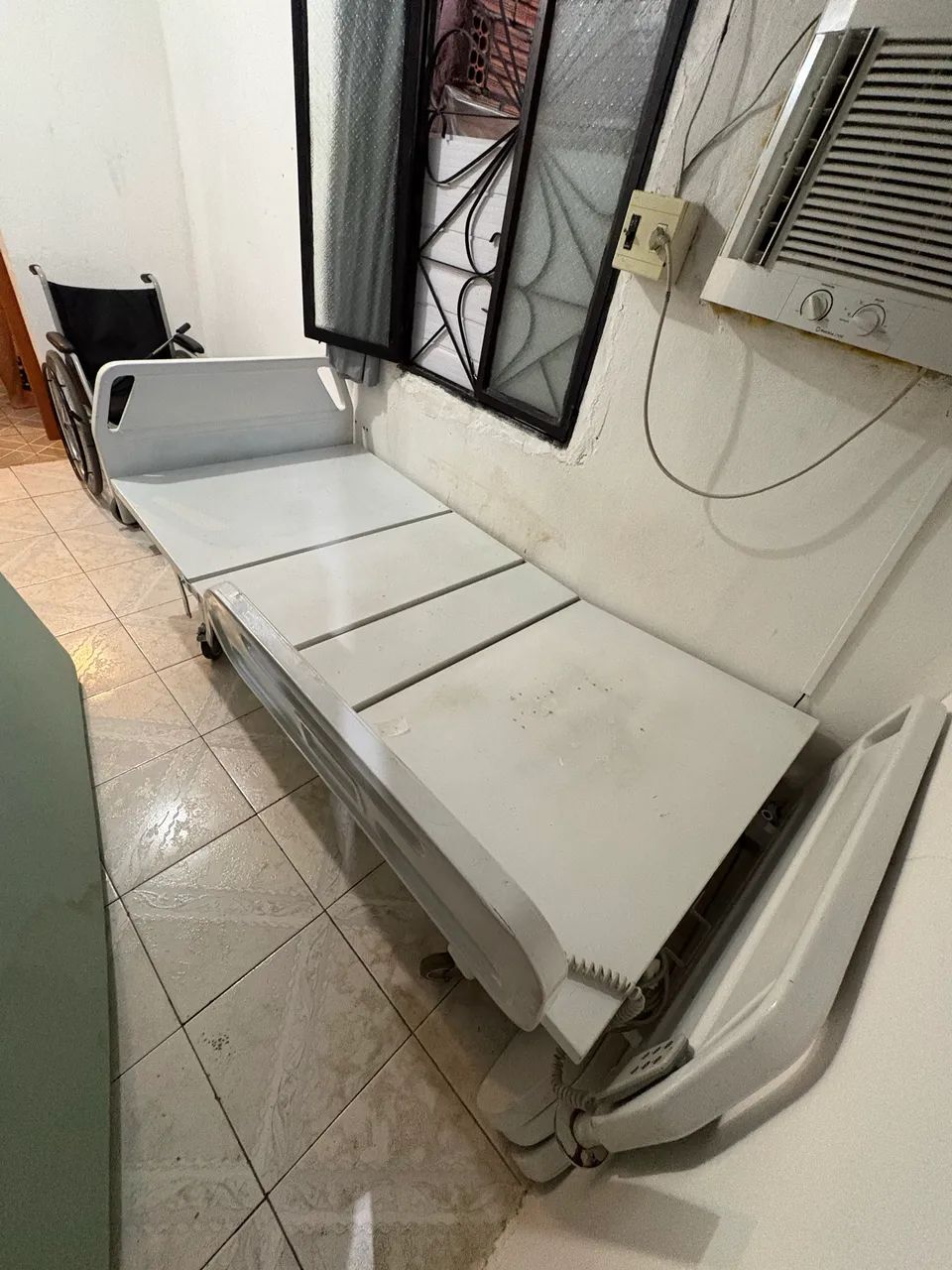 Cama Hospitalar Elétrica  - Foto 2