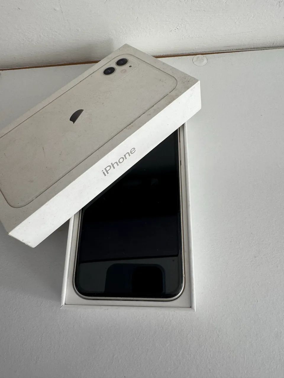 iPhone 11 128g Branco - Foto 2