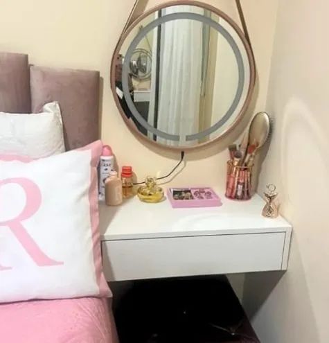 Penteadeira suspensa MDF