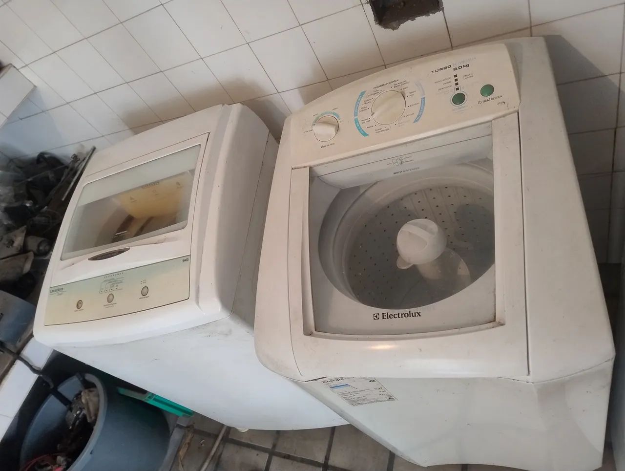 Duas máquinas de lavar com pequeno defeito  - Foto 2