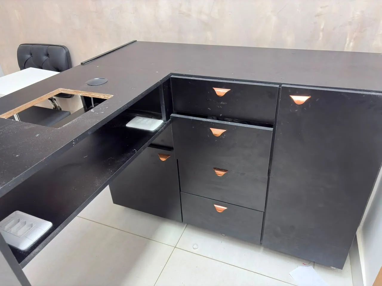Mesa em L nail designer 