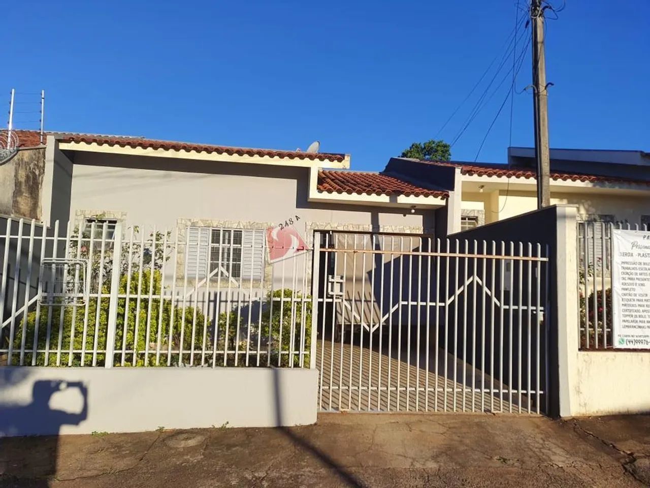 Casa à venda em Maringá, Parque das Grevíleas, com 3 quartos, com 99 m²