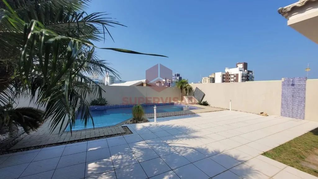 Casa com 5 quartos à venda, 313 m² - Coqueiros - Florianópolis/SC