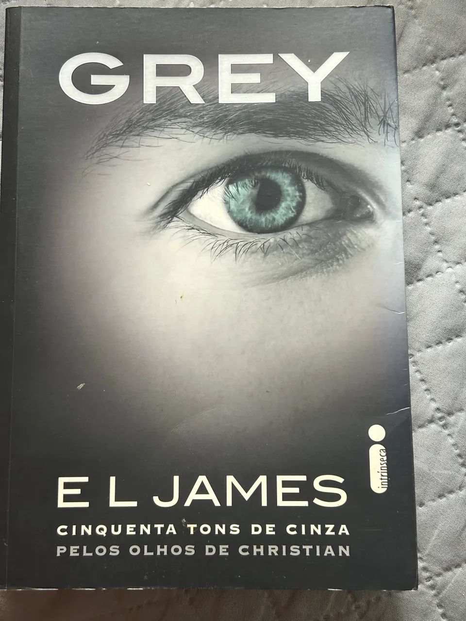 Livro Grey 