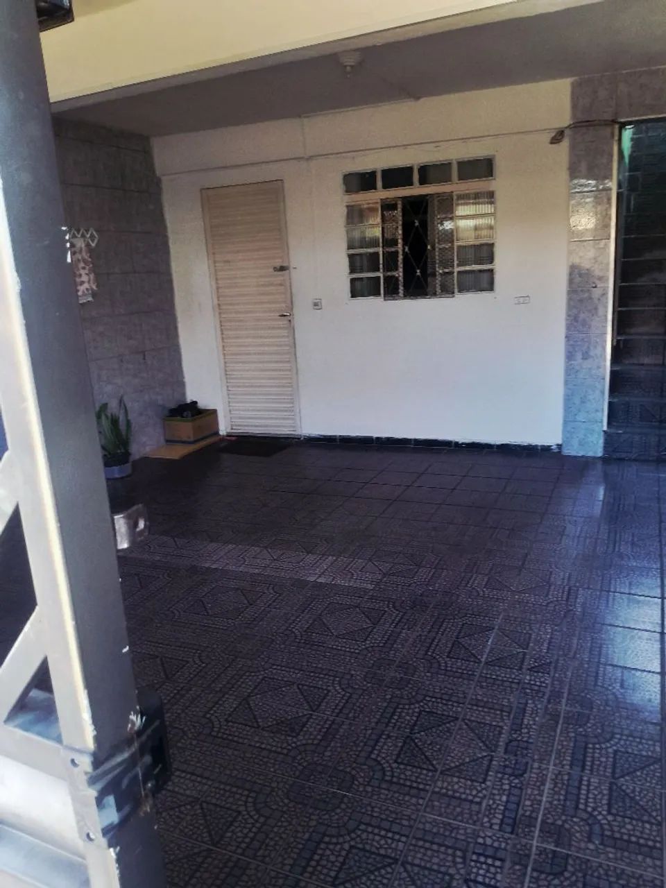 ALUGA-SE GARAGEM COM COBERTURA - Foto 2