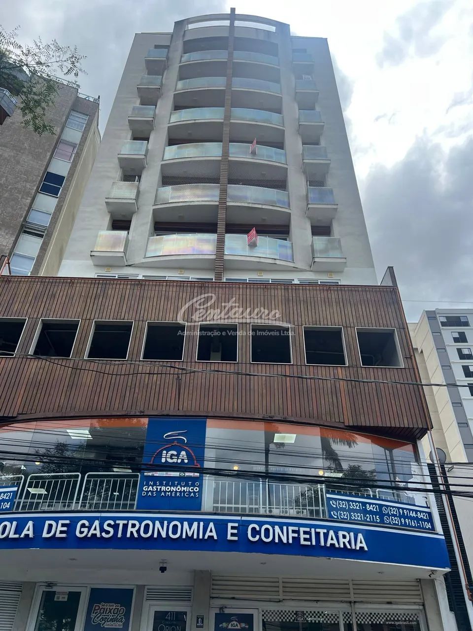 Oportunidade de 2 quartos com garagem no Cascatinha