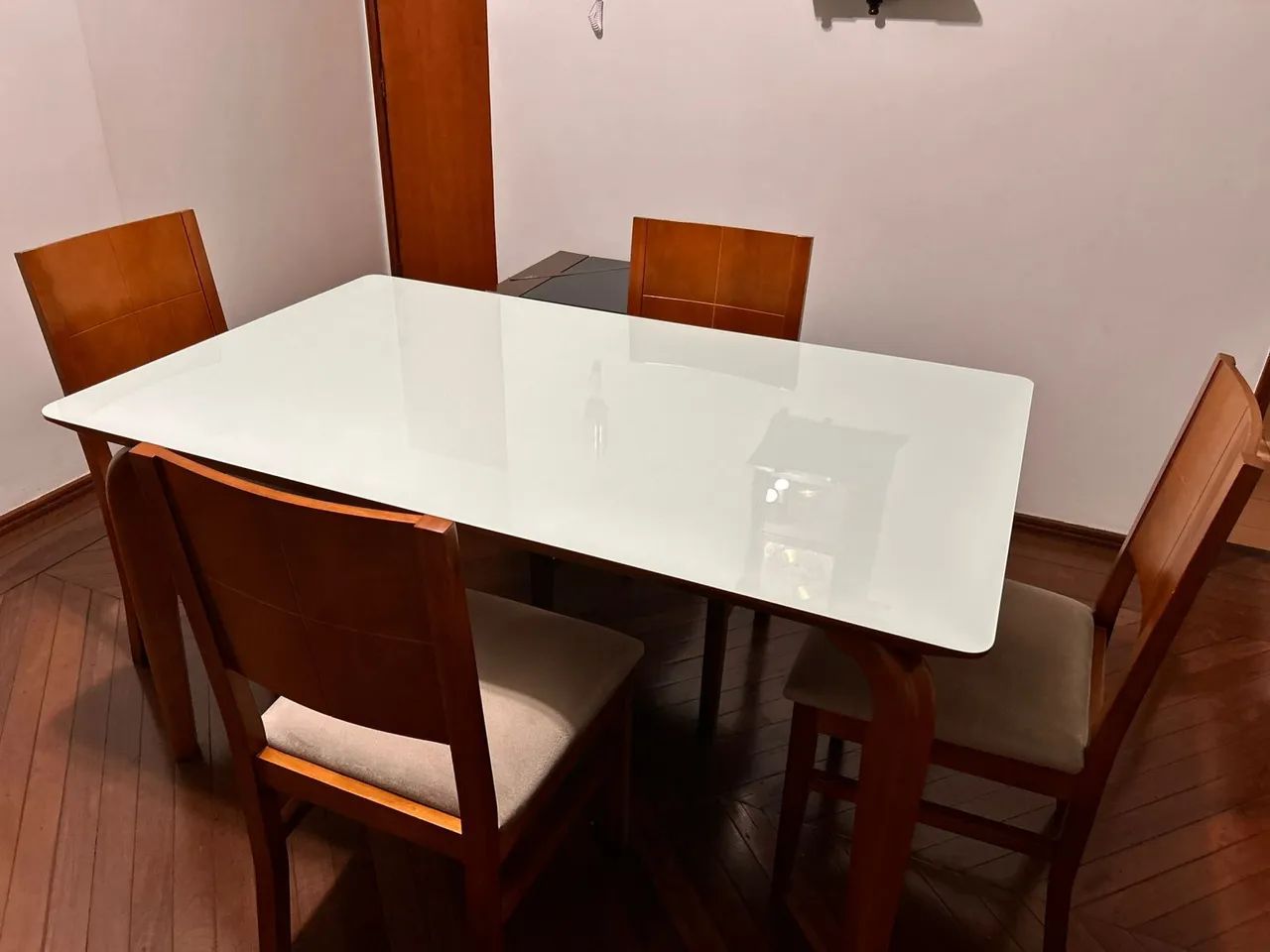 Mesa de jantar com 4 cadeiras  - Foto 2