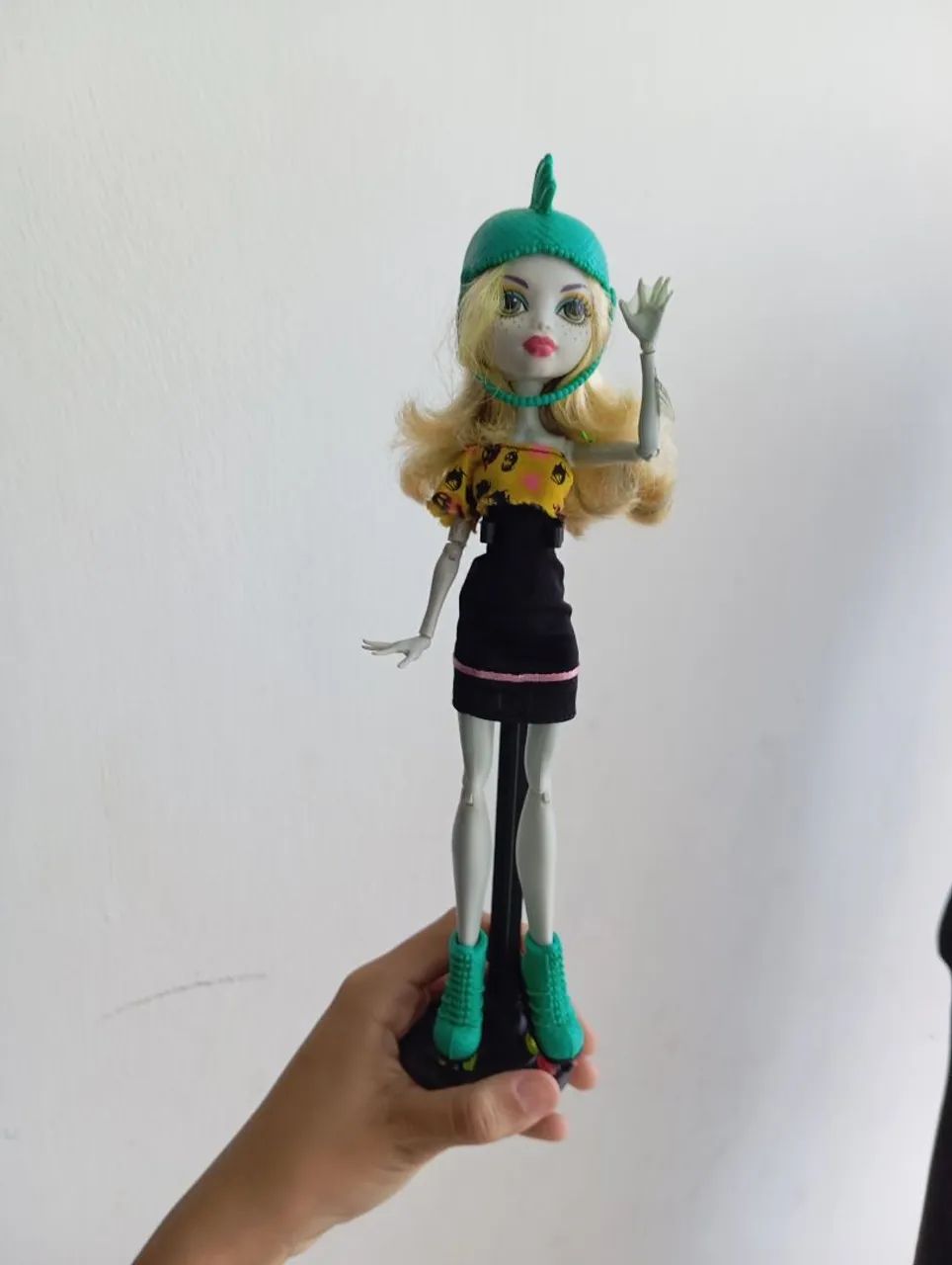 MONSTER HIGH BONECA LAGOONA 
