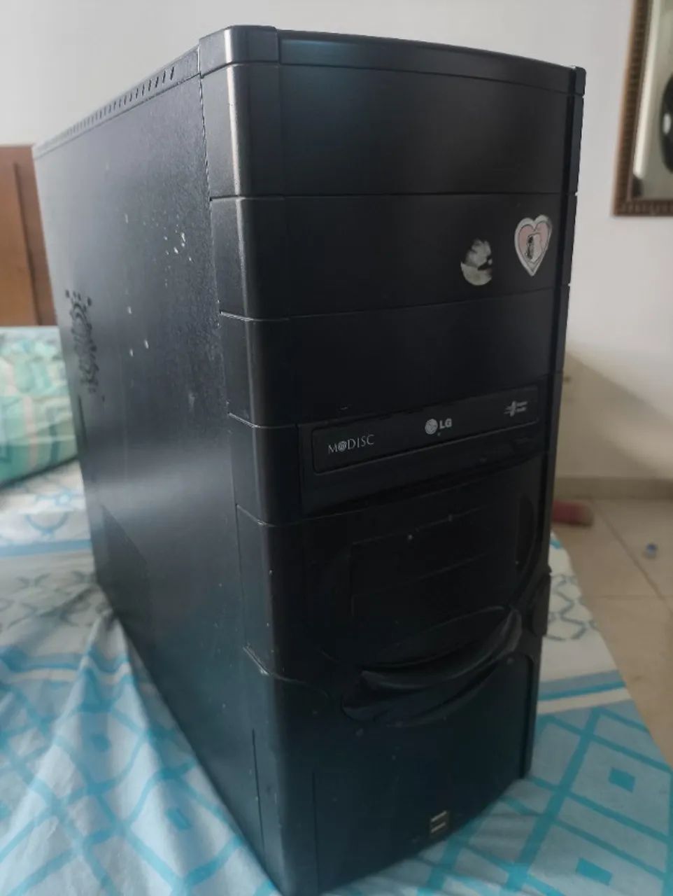 CPU INTEL PENTIUM  - 4 Gb RAM - PV 32 Mb - HD 512 Mb
