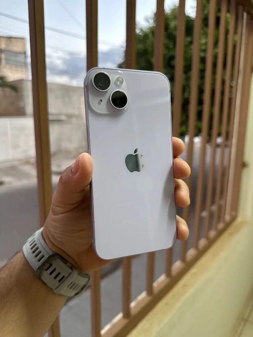 iPhone 14 Lilás - 79% Bateria - Ótimo Estado