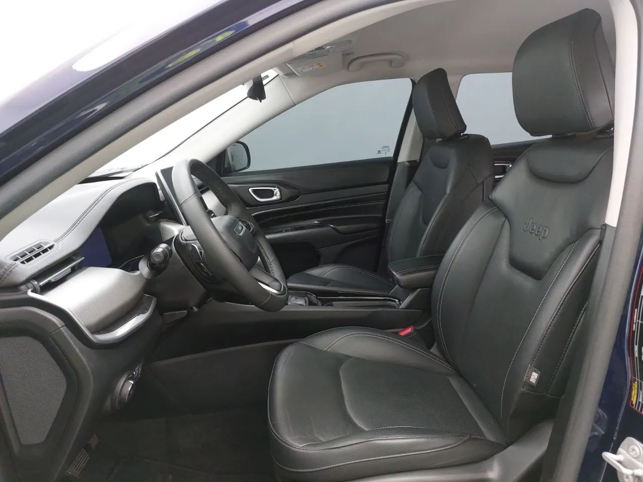 Jeep Compass LONG. T270 1.3 TB 4x2 Flex Aut., foto 16 de 18
