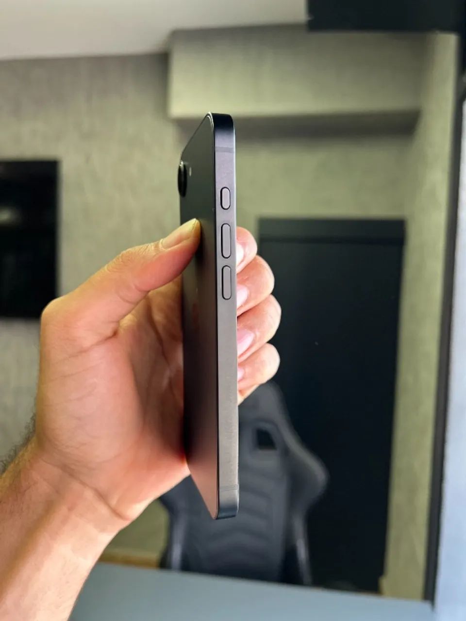 iPhone 16e 128gb - Preto - Foto 3