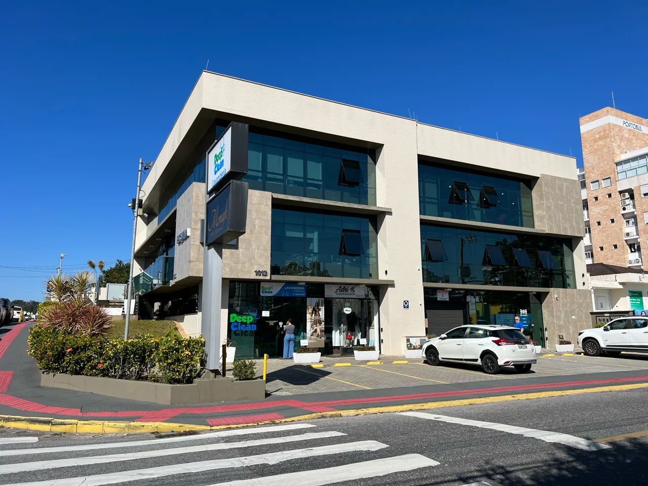 Prédio Comercial para Aluguel em Florianópolis