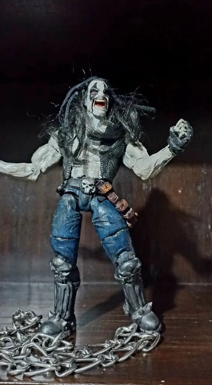 Lobo DC compatível MCFARLANE  - Foto 4