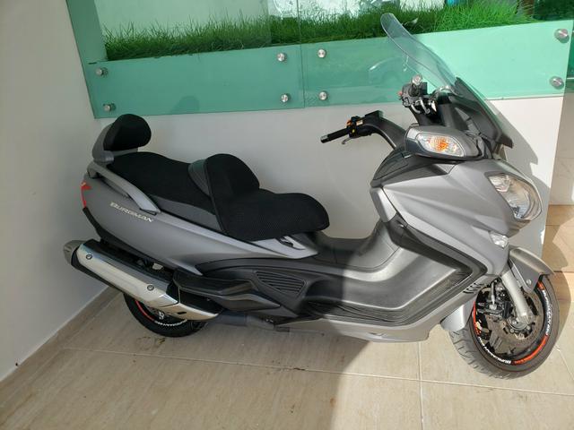 Suzuki Burgman 650 - Foto 5