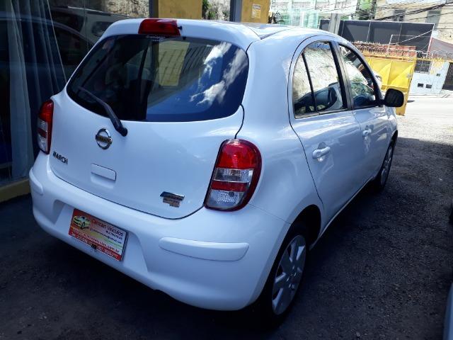 Nissan March 1.6 financiamos sem entrada 2014 transferencia ipva gratis - Foto 6
