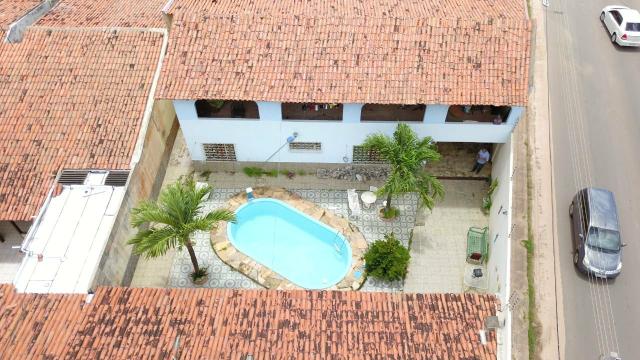 Casa ampla com 4 quartos para aluguel no Cohatrac com piscina - Foto 2