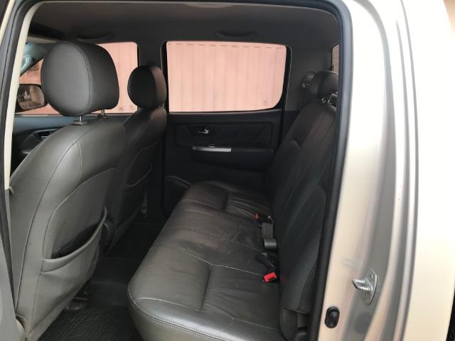 Hilux 12/12 Bege CD 4x4 SRV D4-D 3.0 Automatica 171CV - Foto 4
