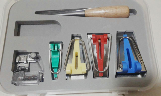 KIT Conjunto Aparelho Calcador de Fazer e Pregar Viés - Foto 2