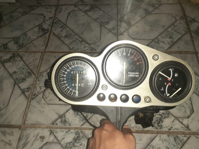 Vendo Kawasaki zx 9r 1995 - Foto 3