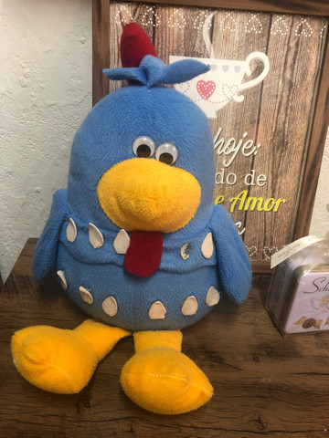 Galinha pintadinha tecido pelúcia usada 42 cm