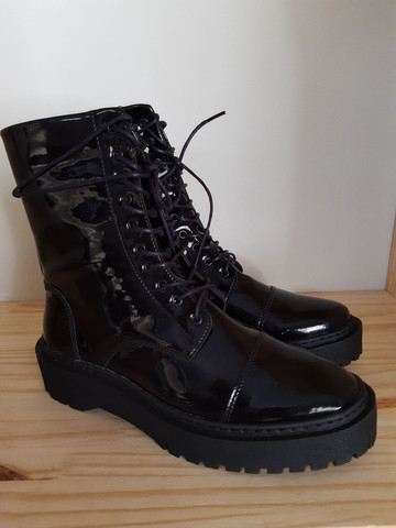 Bota feminina verniz 36