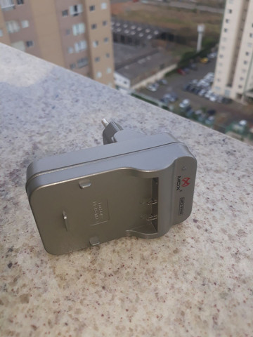 Carregador de bateria para câmera Sony - Foto 3