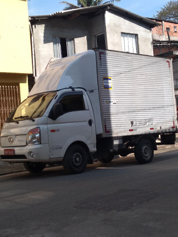 Fretes e carretos tel *