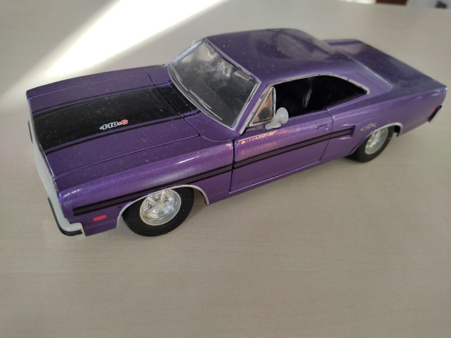 Carrinho 1/24 para coleçao