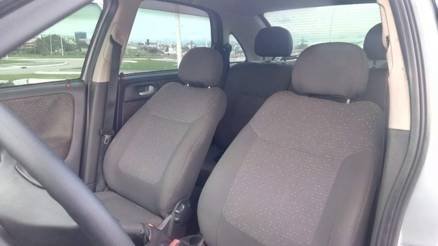 Chevrolet Corsa Sedan 1.4 Completo - Foto 2