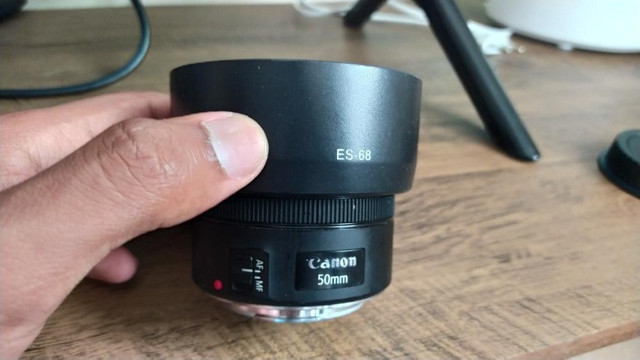 Lente Canon 50mm 1.8 STM + Para sol
