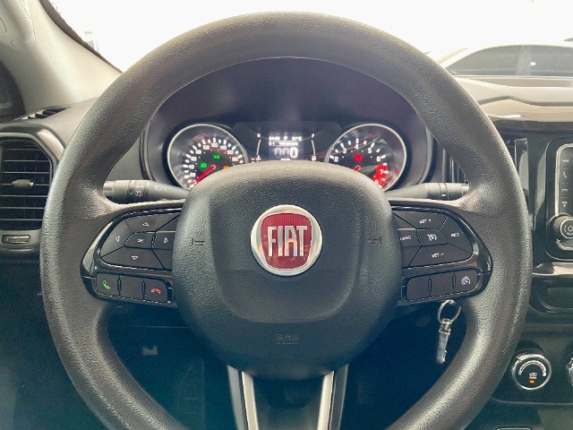 Fiat Toro Freedom 1.8 Flex 2017 - Foto 8