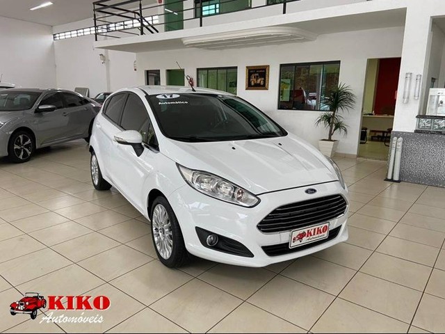 FORD FIESTA TIT./TIT.PLUS 1.6 AUTOMÁTICO 2017