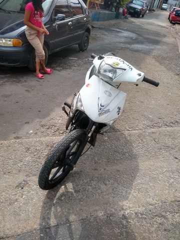 50CC PORÉM TÁ BATE 90 POR HORA